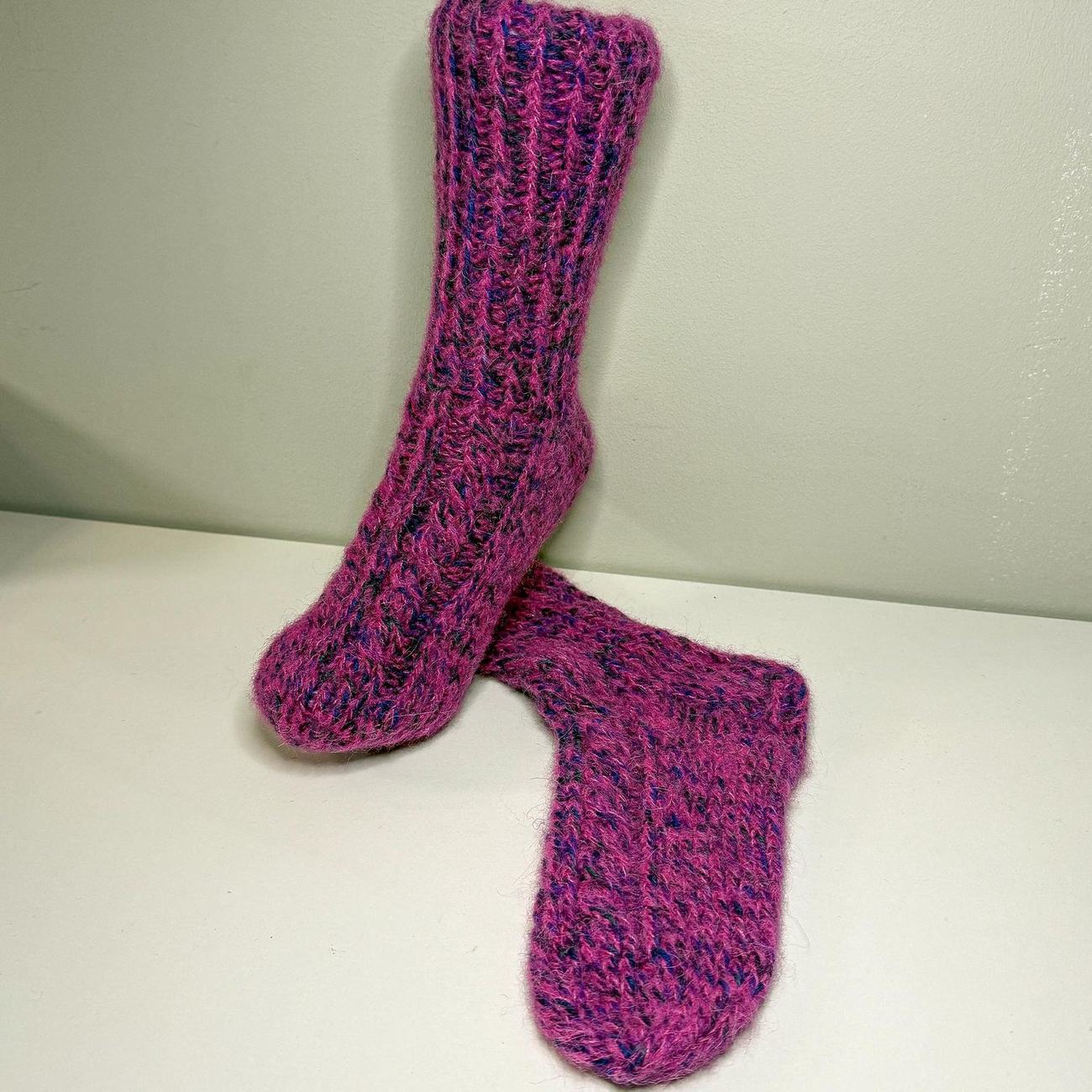 Braided cable socks, deep magenta, photo 2