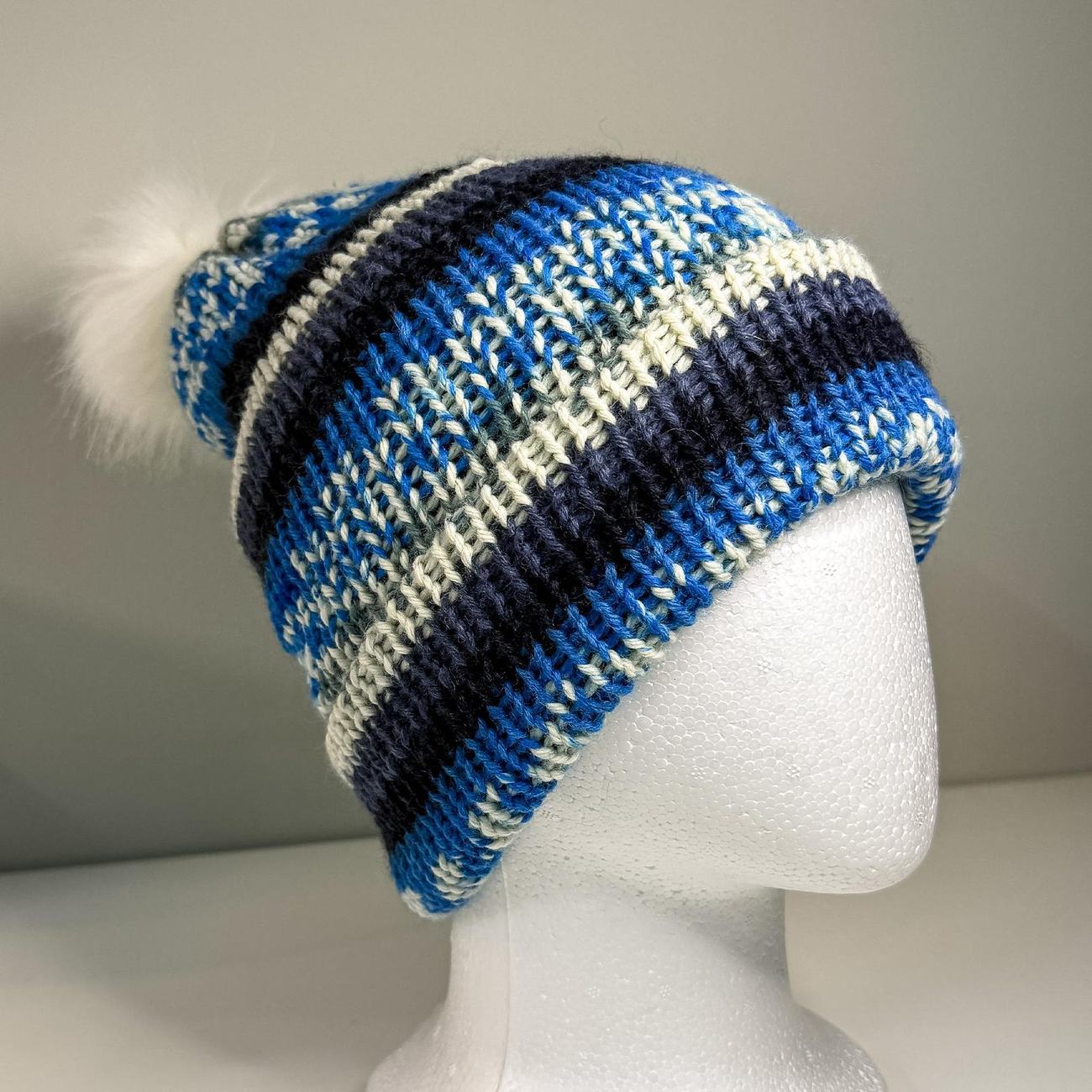Blue wool beanie with pom, photo 2